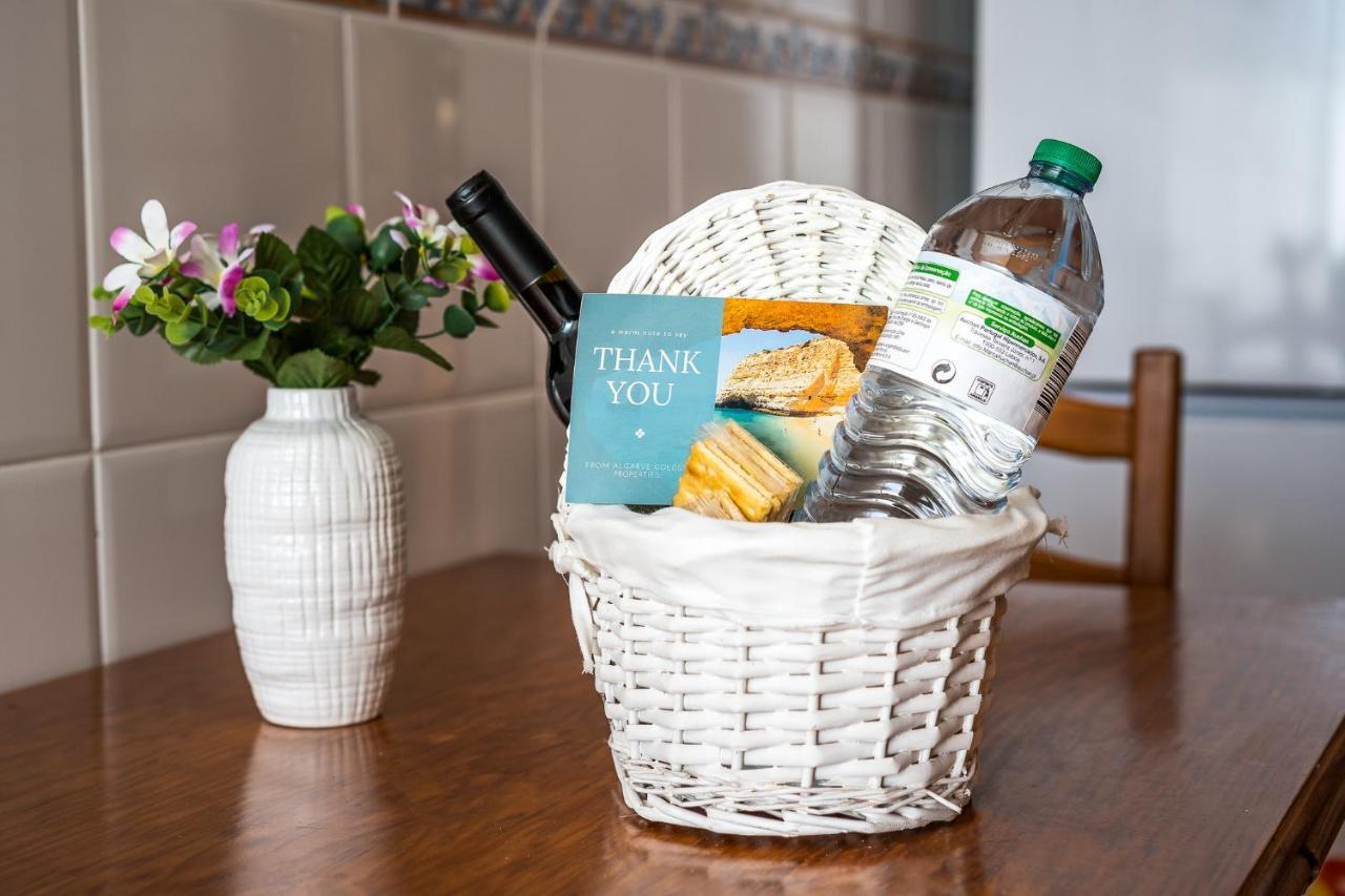 Sea La Vie Beach & Golf Apartment Lagos Bagian luar foto